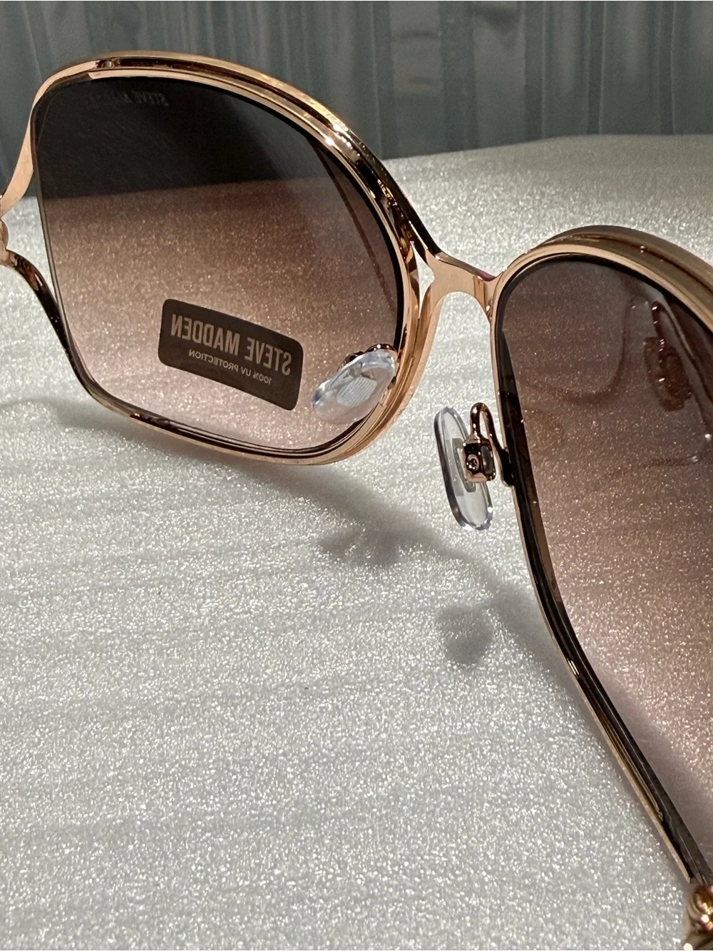 Steve Madden NWT Outlook Pink & Gold Butterfly Sunglasses X1708 “just married”